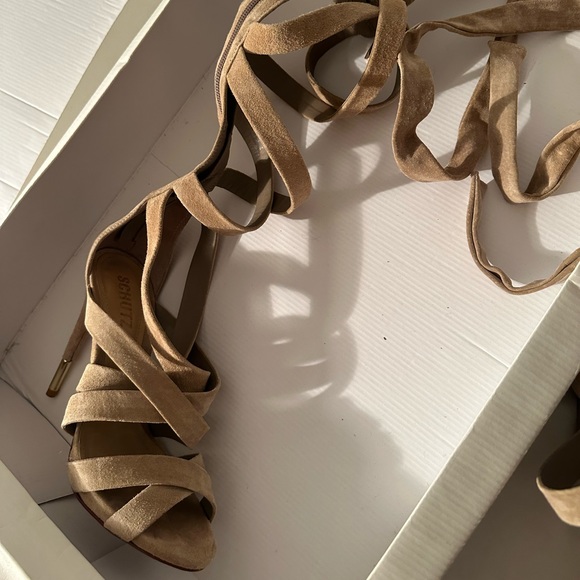 Schutz shoes - Picture 2 of 6